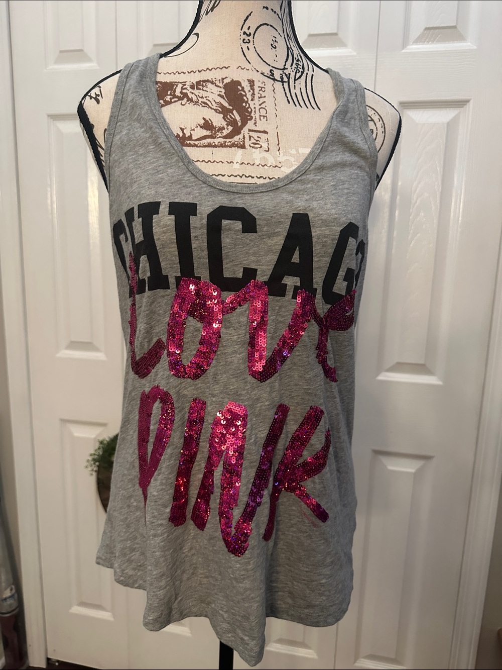 PINK Victoria's Secret Gray Chicago Tank w/ Hot Pink Sequin 'Love Pink' Graphic